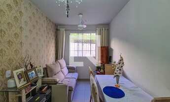 Imagem 2: Apartamento à Venda - Cascadura, 2 Quartos, 45 m2