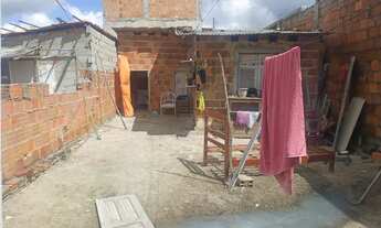 Imagem: Vendo ou troco terreno já com uma casa