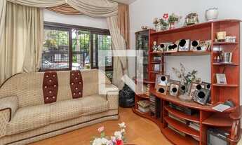 Imagem 4: Casa à Venda - Floresta, 4 Quartos, 320 m2