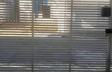 Imagem 4: Casa Térrea 45 mts com 1 dormitório e garagem com portão automatizado - 1 auto !! Parada I