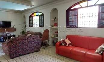 Imagem 2: Casa Com excelente localização em Boa Viagem, à 10 min do Aeroporto e à 5 min do Atacadão