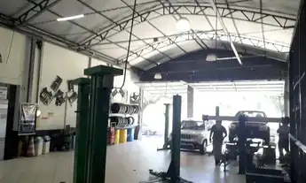 Imagem 5: Depósito/Pavilhão em Jardim Botânico