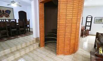 Imagem 6: Casa para venda tem 228 metros quadrados com 3 quartos em Vila Suzana - São Paulo - SP