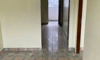 Imagem 2: Aluga-se uma casa no Bairro Alvorada 2 - 2 Quartos (1 Suíte), Varanda e Muito Mais!"