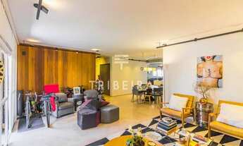 Imagem 4: Imóvel de 240m², com 4 dormitórios (sendo 2 suítes)