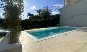 Imagem: SANTANA DE PARNAÍBA - Casa de Condomínio