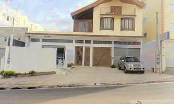 Imagem: Casa com Salão Comercial - Av principal