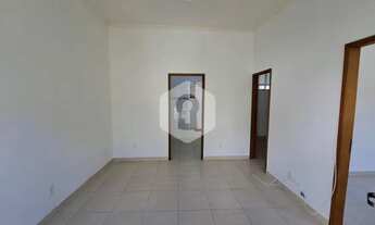 Imagem 4: EXCELENTE CASA DE VILA, SEM TAXAS! Imóvel próximo de todo comércio e transporte da região