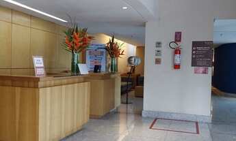 Imagem 2: Boa viagem Flat 02 quartos 01 suíte 01 vaga 300 metros da praia andar alto!!