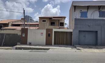 Imagem 3: Casa para aluguel tem 177 metros quadrados com 4 quartos em Parque Manibura - Fortaleza
