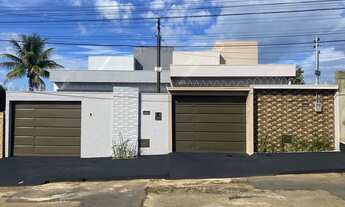 Imagem: Casa Residencial - Bairro Alexandrina