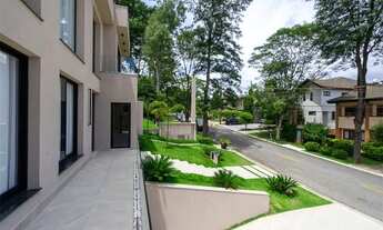 Imagem 2: Casa Moderna e Linda com 4 Dormitórios|Piscina|Spa em Aldeia da Serra