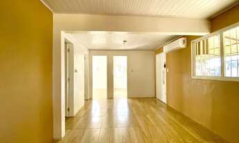 Imagem 2: Excelente Casa com 4 dormitórios em Camobi, com Energia Solar