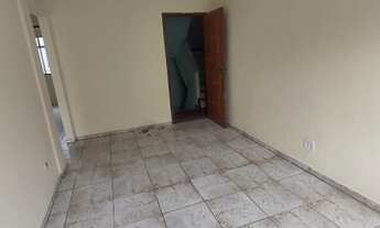 Imagem 2: Apartamento para aluguel possui 60 metros quadrados com 2 quartos em BNH - Mesquita - RJ
