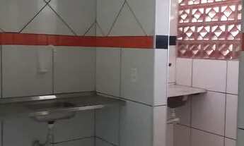 Imagem 5: Casa para aluguel tem 40 metros quadrados com 1 quarto em Dendê - Fortaleza - CE