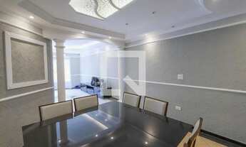 Imagem: Casa à Venda - Água Fria, 4 Quartos, 278