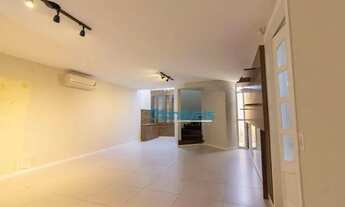 Imagem 2: Casa com 3 quartos para alugar, 130 m² por R$ 4.130/mês - Água Verde - Curitiba/PR