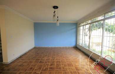 Imagem 4: Casa de rua fechada no miolo do Planalto Paulista