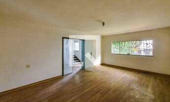 Imagem: Casa à Venda - Ipiranga, 4 Quartos, 303