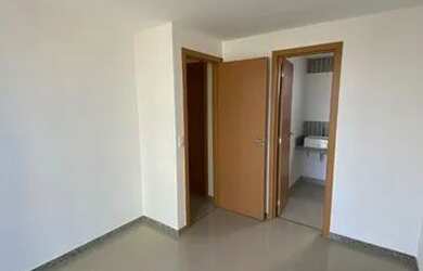 Imagem 5: Três quartos novo e com vista mar