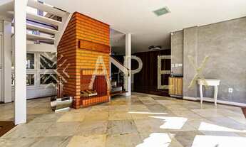 Imagem 7: Casa para aluguel e venda com 400 metros quadrados com 6 quartos.