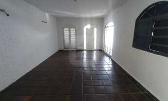 Imagem 6: Apartamento sobre loja para locação no bairro centro