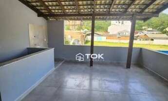 Imagem 5: Casa com 02 Dormitórios no piso superior no Bairro Fazenda em Itajaí SC