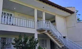 Imagem 3: Temporada final de ano, grupo de amigos,02 pessoas por quarto