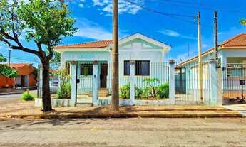 Imagem: Casa para aluguel, 2 quartos, 2 vagas, Vila