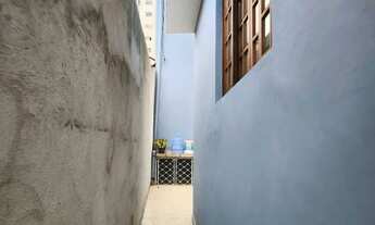 Imagem 5: Imóvel no bairro Saúde possui 200 mts² quintal churrasqueira