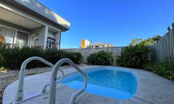 Imagem: Casa 4 quartos com piscina em Condomínio