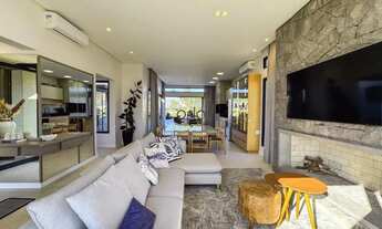 Imagem 5: Casa fundos área verde mobiliada e decorada com 04 suítes e piscina á venda - Condomínio R