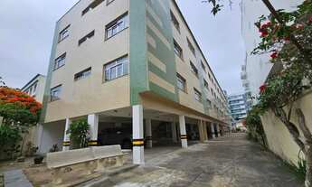 Imagem: Apartamento com 3 quartos no centro de Cabo