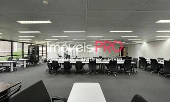 Imagem 2: Meia laje corporativa com 254m² na Vila Olímpia