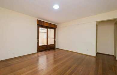 Imagem 2: Apartamento de 2 dormitórios disponível para aluguel no Centro de Pelotas RS, próximo à Un