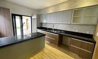 Imagem 3: Casa sozinha no lote no setor três marias