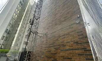 Imagem 7: Sala Comercial com privacidade (andar semi exclusivo)- Próximo a ponte Estaiada