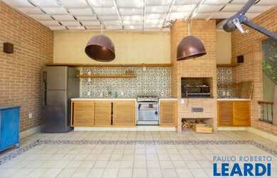 Imagem 5: CASA ASSOBRADADA - PERDIZES - SP