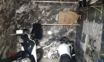 Imagem 5: Vendo uma casa com um prédio no fundo