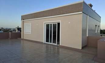 Imagem 2: Vendo Cobertura Espetacular com vista de todas janelas para o mar