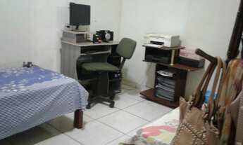 Imagem 5: Alugo ótima casa bem localizada no bairro Goiás 700,00 tratar com Silvia