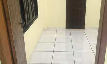 Imagem 2: Alugo Kitnet Grande (1 quarto) c/ Garagem