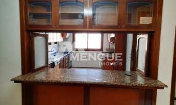 Imagem 7: Sobrado com 5 dormitórios, 1 suíte e 4 vagas de garagem coberta, à venda no bairro Jardim