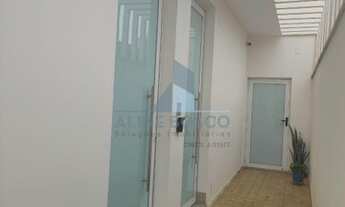 Imagem 4: Sala em espaço compartilhado com cozinha e sala de reunião