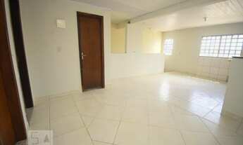 Imagem 2: Casa para Aluguel - Recanto das Emas, 2 Quartos, 50 m2