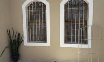 Imagem 2: Sobrado para venda tem 110 metros quadrados com 2 quartos