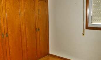 Imagem 4: BENTOALVES aluga apto. 03 dorm., 02 garagens, peças amplas, em São Pelegrino - Caxias do S