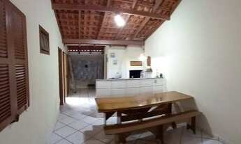 Imagem 6: Excelente imóvel apenas 500 metros da Praia no centro de Penha