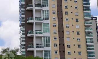 Imagem: Imóvel moderno e amplo em área nobre de