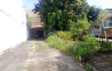 Imagem 4: Terreno Plano murado próprio para construção de prédio ou casas - Freguesia